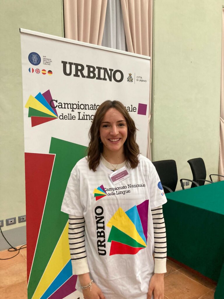 Immagine Martina Sernesi, classe 5M, classificata seconda al Campionato nazionale delle lingue, lingua francese, presso l'Università di Urbino 